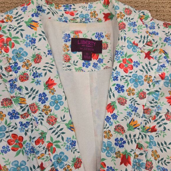 Jackets & Blazers - J CREW Campbell Blazer Ruffle Trim Size 0 in Liberty® Edenham Floral Jacket EUC